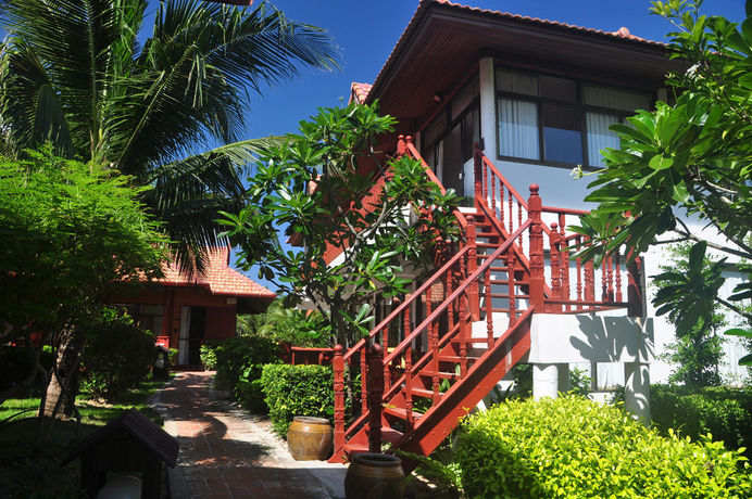 Imagen de los exteriores del Hotel P. P. Erawan Palms Resort. Foto 23