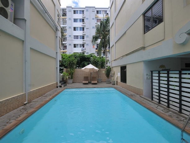 Imagen de la piscina del Hotel P Park Residence Charansanitwong. Foto 16