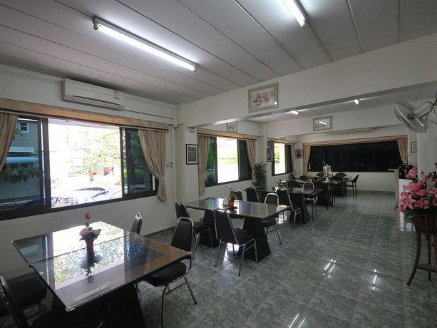 Imagen del bar/restaurante del Hotel P Park Residence Charansanitwong. Foto 4