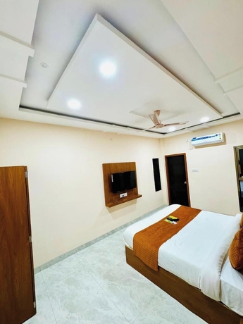 Imagen de la habitación del Hotel P2. Foto 4