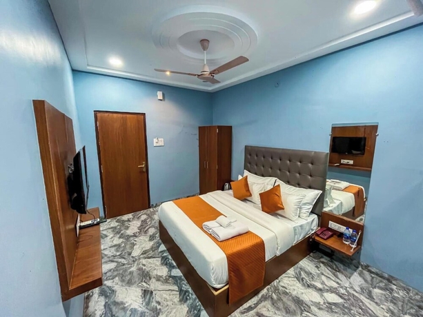 Imagen de la habitación del Hotel P2. Foto 10