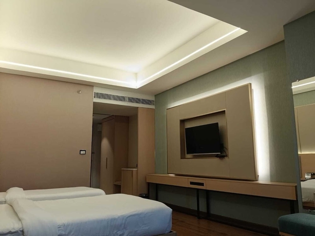 Imagen de la habitación del Hotel P4 City Center Jabalpur. Foto 1