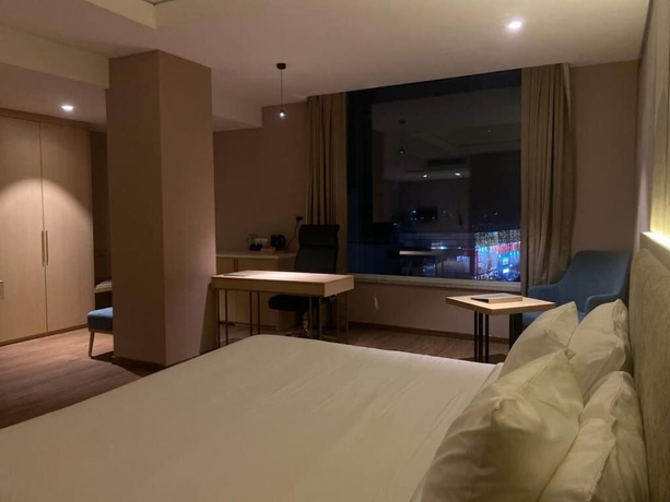 Imagen de la habitación del Hotel P4 City Center Jabalpur. Foto 5