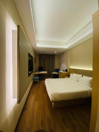 Imagen de la habitación del Hotel P4 City Center Jabalpur. Foto 8