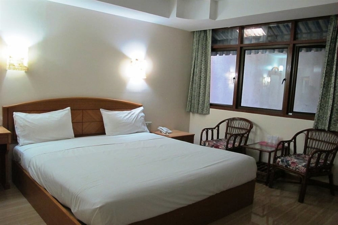 Imagen de la habitación del Hotel P72. Foto 9