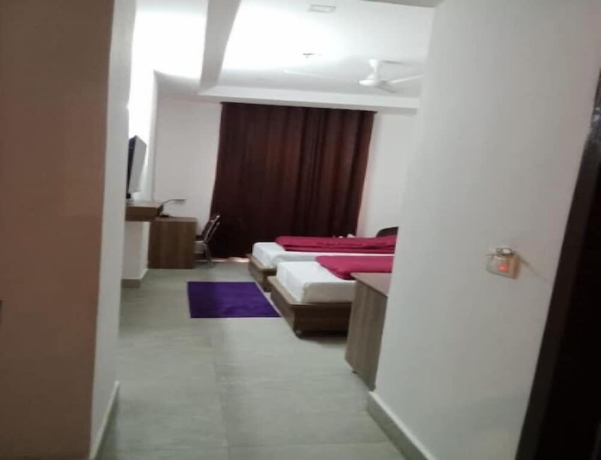 Imagen de la habitación del Hotel PACIFIC INN HOTEL. Foto 6