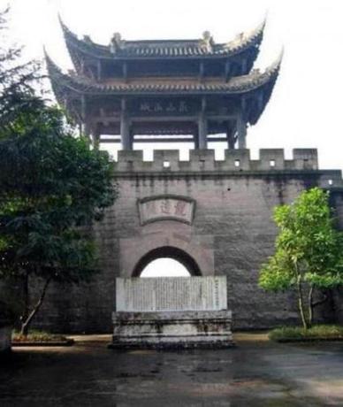 Imagen general del Hotel PAIs&middot;Luzhou Dashanping Sichuan Police College. Foto 8