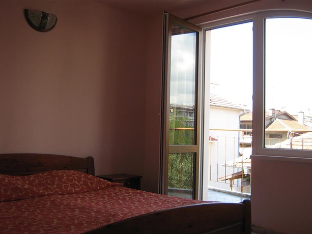 Imagen general del Hotel PALACE HOTEL, Pomorie. Foto 3