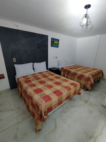 Imagen de la habitación del Hotel PALACIO DE LOS ANGELES. Foto 9