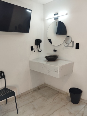 Imagen de la habitación del Hotel PALACIO DE LOS ANGELES. Foto 11