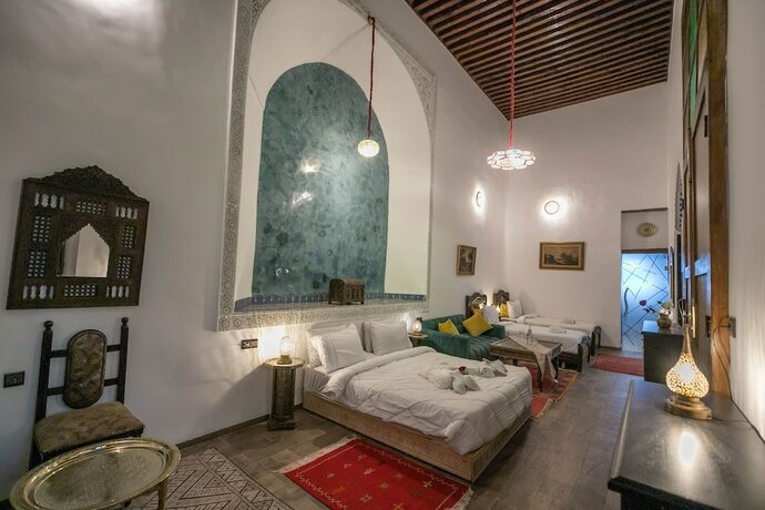 Imagen de la habitación del Hotel PALAIS CHAHD LUXURY. Foto 20