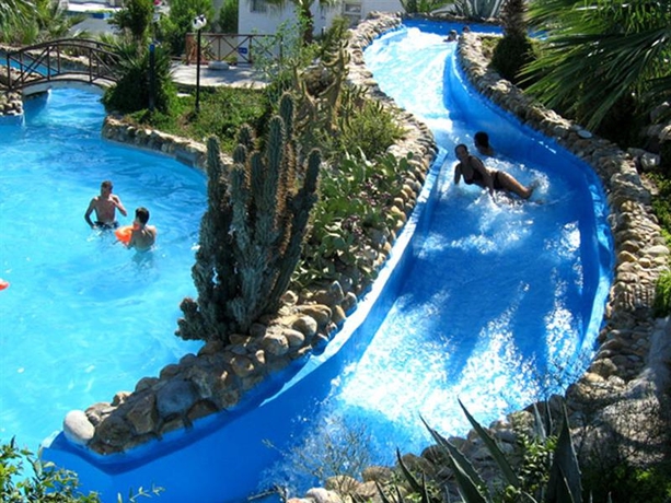 Imagen general del Hotel PALM GARDEN GUMBET HOTEL. Foto 3