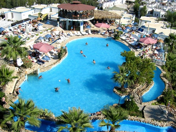 Imagen general del Hotel PALM GARDEN GUMBET HOTEL. Foto 8