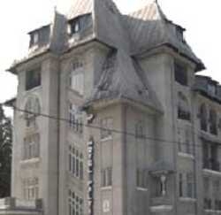 Imagen de los exteriores del Hotel PALTINIS. Foto 4