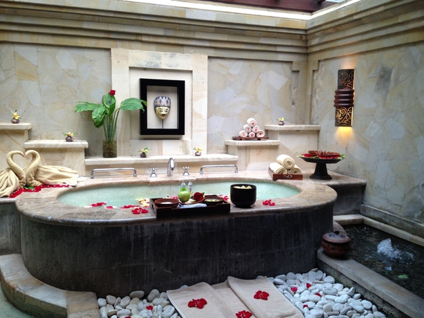 Imagen de la piscina del Hotel PAN PACIFIC NIRWANA BALI RESORT. Foto 16