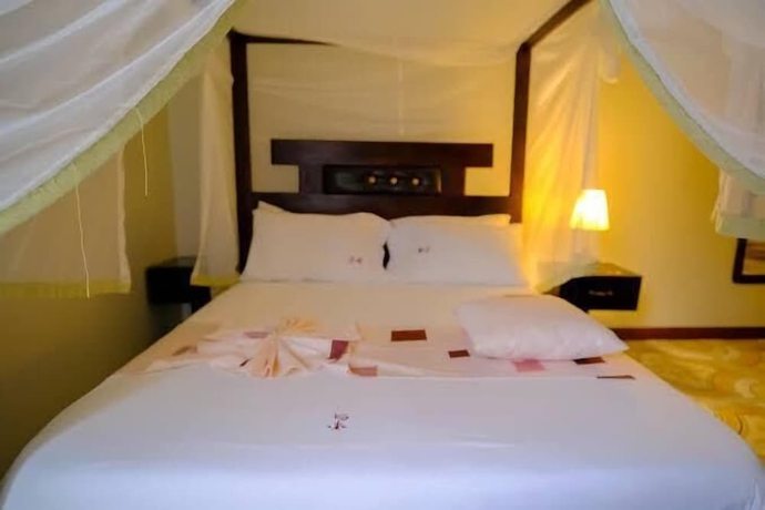 Imagen de la habitación del Hotel PANDA HOTEL. Foto 10