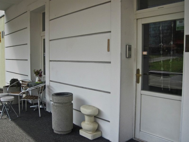 Imagen general del Hotel PANKRAC. Foto 2