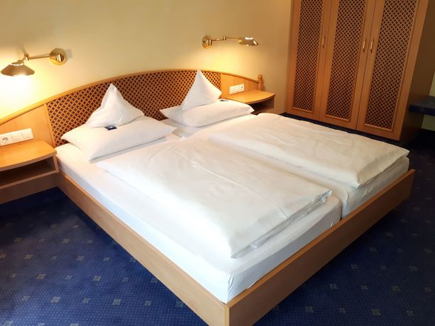 Imagen de la habitación del Hotel PANORAMA Heimbuchenthal. Foto 4