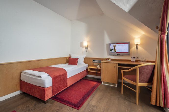 Imagen de la habitación del Hotel PANORAMA Heimbuchenthal. Foto 9