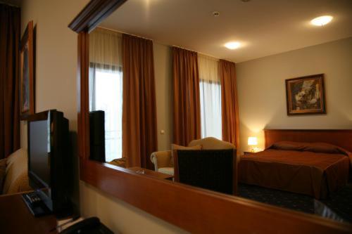 Imagen de la habitación del Hotel PANORAMA, Veliko Tarnovo. Foto 6