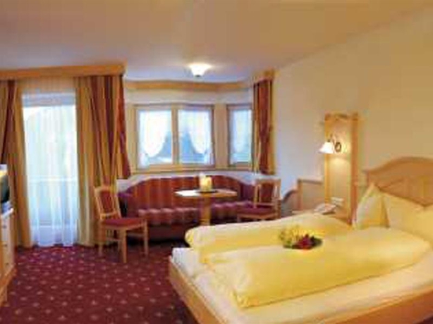 Imagen general del Hotel PANORAMAHOTEL SCHWENDBERGERHOF. Foto 2