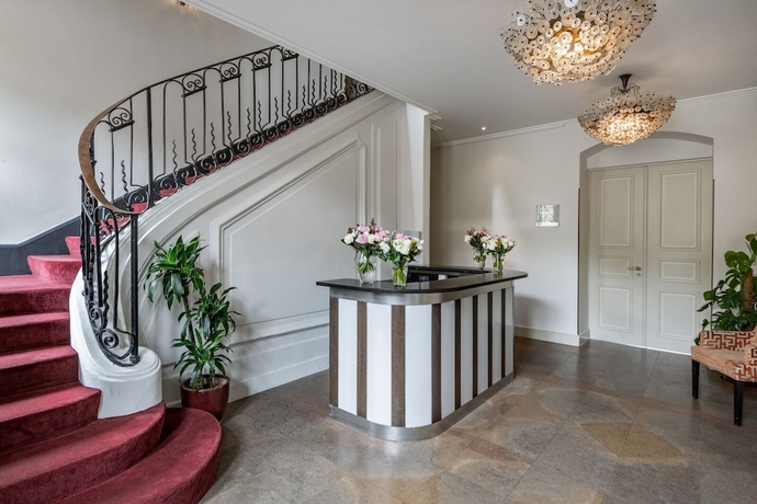 Imagen de los interiores del Hotel PARC DES EAUX VIVES. Foto 19