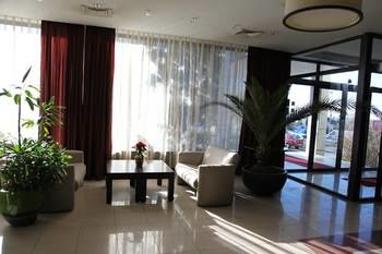 Imagen de los interiores del Hotel PARC Hotel Slatina. Foto 16