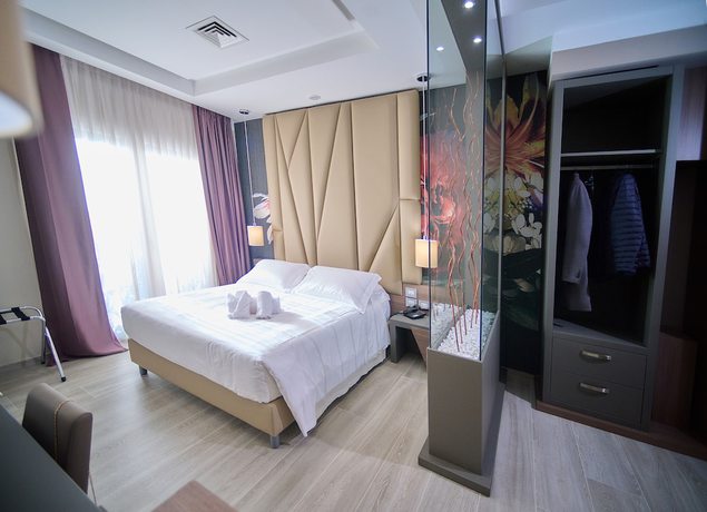 Imagen de la habitación del Hotel PARK HOTEL LE DUNE DI GIOVINO. Foto 4