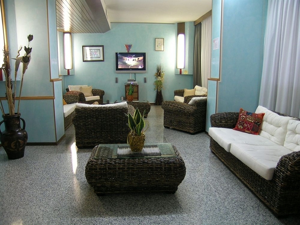 Imagen de los interiores del Hotel PARK HOTEL, Rimini. Foto 8