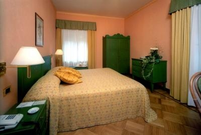 Imagen de la habitación del Hotel PARK HOTEL VILLA ARISTON. Foto 2