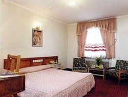 Imagen de la habitación del Hotel PARSIAN. Foto 2