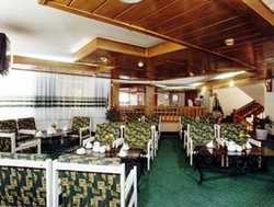 Imagen de los interiores del Hotel PARSIAN. Foto 5