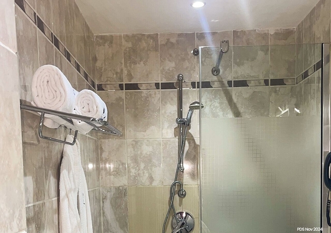 Imagen de la habitación del Hotel PARTICULAR DESTINY SUITES, Douala. Foto 16