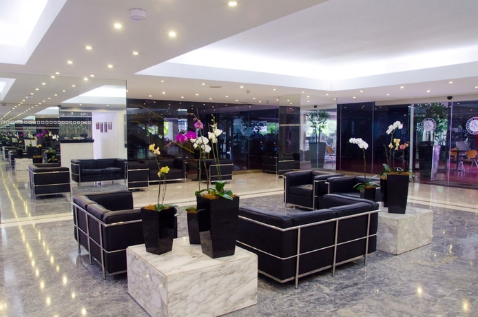 Imagen general del Hotel PASEO DE LAS MERCEDES. Foto 6