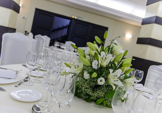 Imagen del bar/restaurante del Hotel PAX, Guadalajara. Foto 3