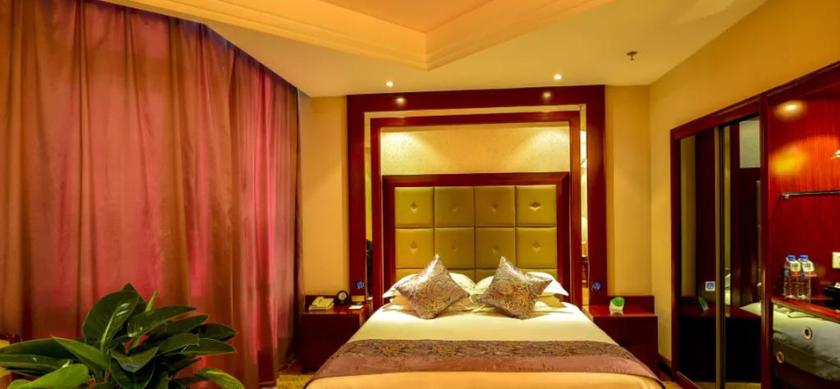 Imagen de la habitación del Hotel PEACE HOTEL LANZHOU. Foto 14