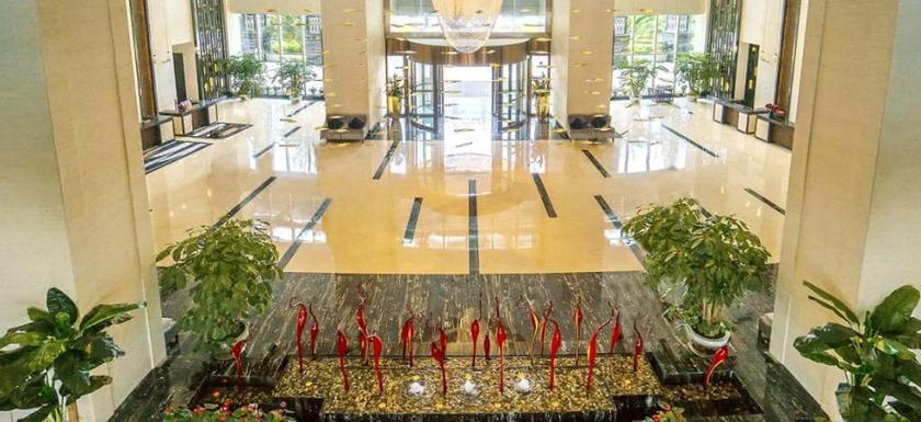 Imagen de los interiores del Hotel PEACH BLOSSOM ISLAND HOTEL. Foto 16