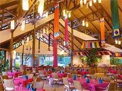Imagen del bar/restaurante del Hotel PEARL FARM. Foto 3
