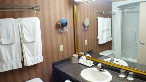 Imagen de la habitación del Hotel PENINSULA INN & RESORT - STANDARD (1 OR 2 BEDS). Foto 7