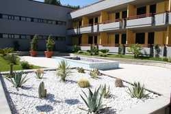 Imagen de los exteriores del Hotel PENNILE. Foto 6