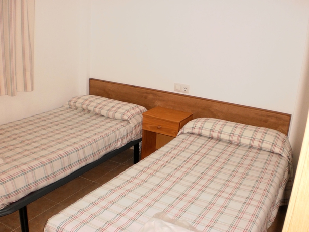 Imagen de la habitación del Hotel PENYAGOLOSA 3000. Foto 5