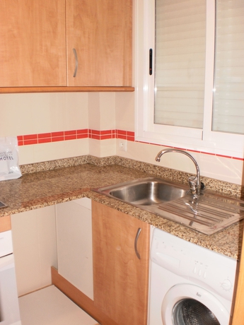 Imagen de la habitación del Hotel PENYAGOLOSA 3000. Foto 6