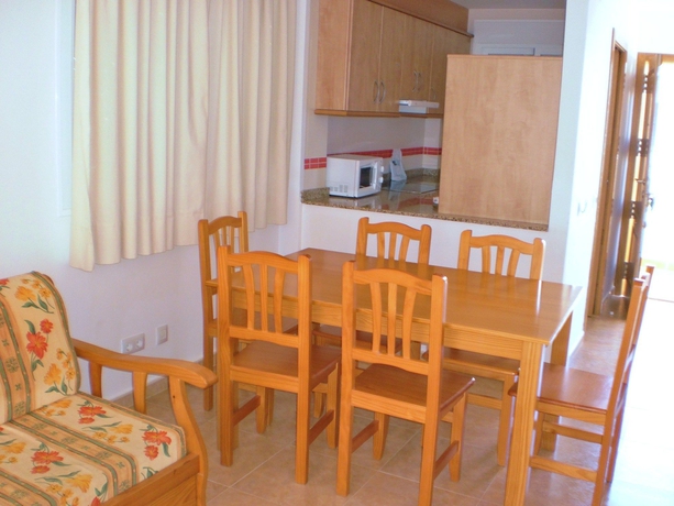 Imagen de los interiores del Hotel PENYAGOLOSA 3000. Foto 12