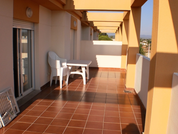 Imagen de los exteriores del Hotel PENYAGOLOSA 3000. Foto 9