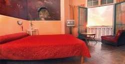 Imagen de la habitación del Hotel PERON. Foto 2