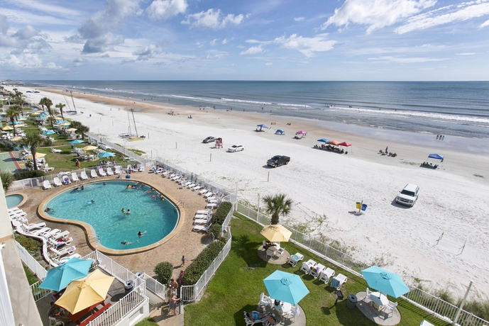 Imagen de la piscina del Hotel PERRYS OCEAN EDGE RESORT. Foto 13