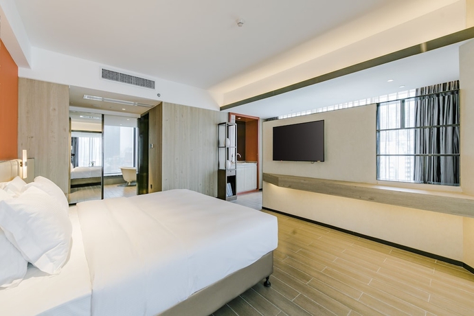 Imagen de la habitación del Hotel PESHT PREMIER HOTEL. Foto 18