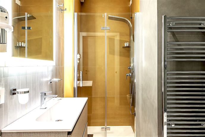 Imagen de la habitación del Hotel PETIT HOTEL, Prato. Foto 3