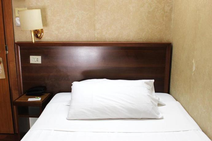 Imagen general del Hotel PHI hotel Ambra. Foto 10