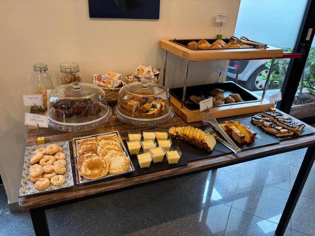 Imagen general del Hotel PHI hotel Ambra. Foto 15